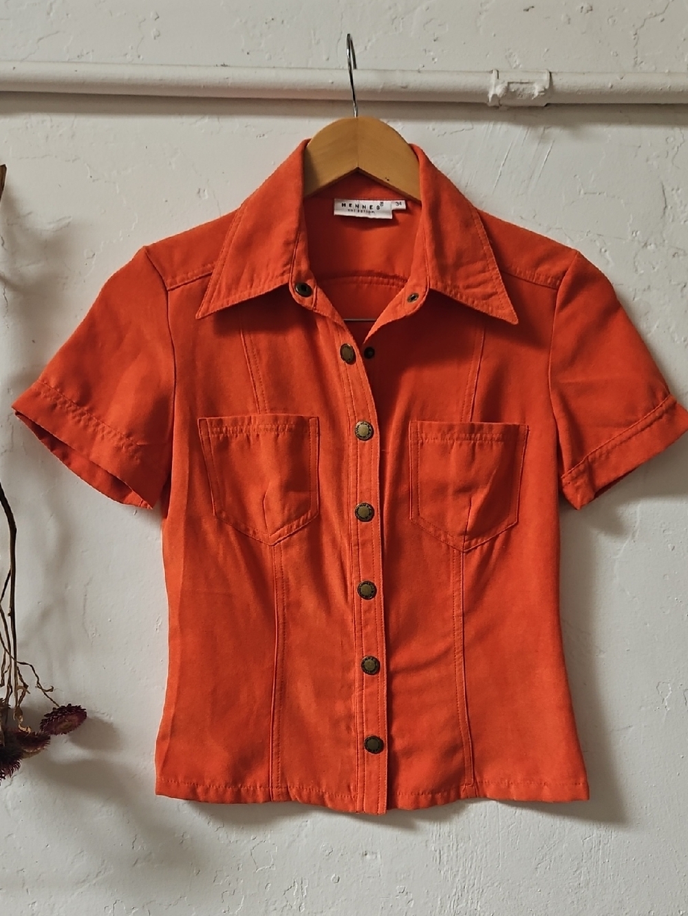 vintage HENNES orange Button-Front Short Sleeve Shirt